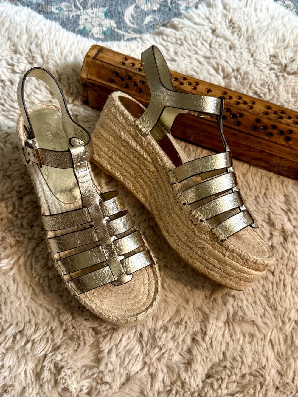 TORY BURCH Gold Metallic Leather platform espadrille wedge Fisherman Sandals